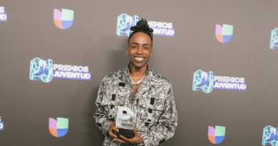El Nene Amenazzy gana categoría “Nueva Generación Urbana” en Premios Juventud El Nene Amenazzy gana categoría “Nueva Generación Urbana” en Premios Juventud