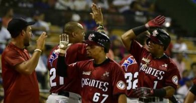 Gigantes del Cibao se enfrentan a los Tigres del Licey en busca del tercer lugar Gigantes del Cibao se enfrentan a los Tigres del Licey en busca del tercer lugar