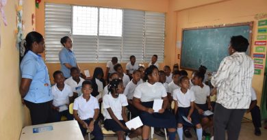 CAASD lleva charla “Ahorro y uso eficiente del agua” a estudiantes del ensanche Luperón CAASD lleva charla “Ahorro y uso eficiente del agua” a estudiantes del ensanche Luperón