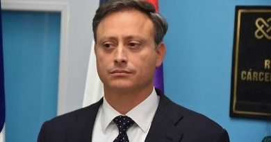 Revelan procurador Jean Alain es torturado por sus vecinos a ritmo de cacerolazos Revelan procurador Jean Alain es torturado por sus vecinos a ritmo de cacerolazos