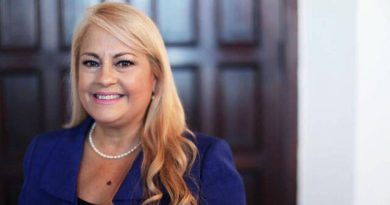Gobernadora de PR Wanda Vázquez felicita al virtual presidente electo Luis Abinader por su triunfo Gobernadora de PR Wanda Vázquez felicita al virtual presidente electo Luis Abinader por su triunfo