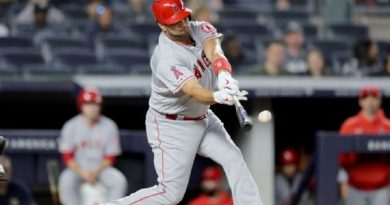 Albert Pujols empata a Willie Mays con 660 jonrones Albert Pujols empata a Willie Mays con 660 jonrones
