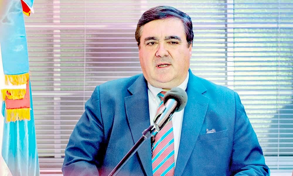 Porfirio López Nieto renuncia como aspirante presidencial 