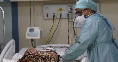 Salud Pública favorece el toque de queda en Santo Domingo por aumento de casos del Covid-19 Salud Pública favorece el toque de queda en Santo Domingo por aumento de casos del Covid-19